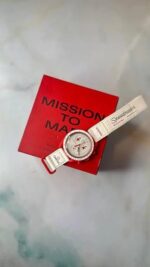 ساعت امگا سواچ کوارتز کرنوگراف مریخ مدل SO33R100 - Image 6